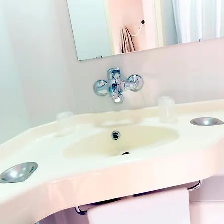 Premiere Classe Mezieres 2* Charleville-Mezieres