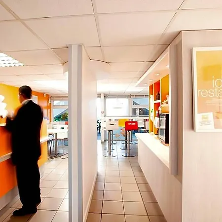 Premiere Classe Mezieres Hotel 2*